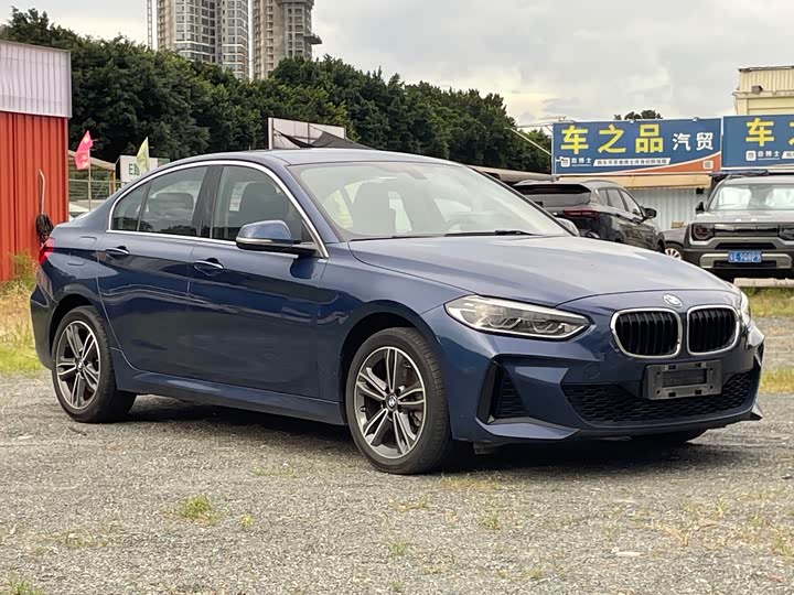 Фото 3 - BMW 1 Series