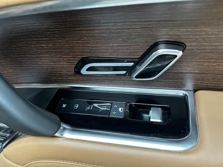 Фото 21 - Land Rover Range Rover