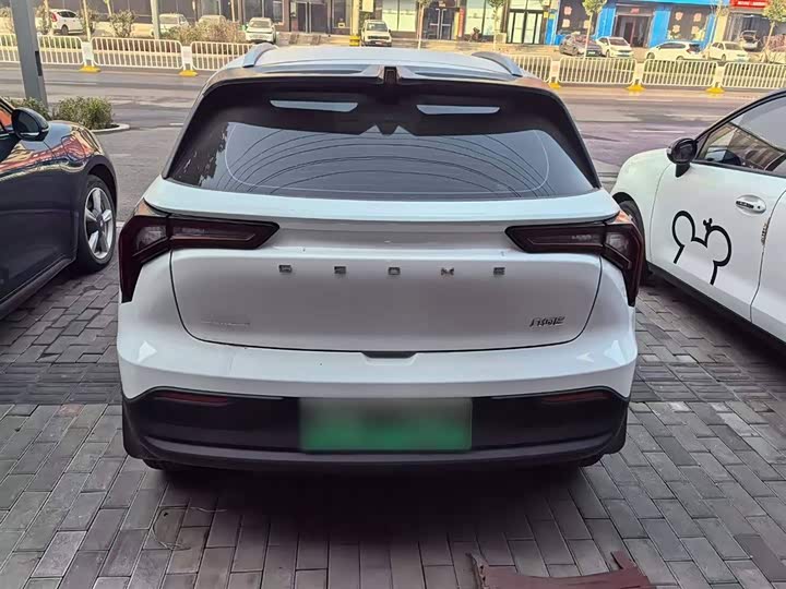 Фото 9 - Geely Geometry E Firefly