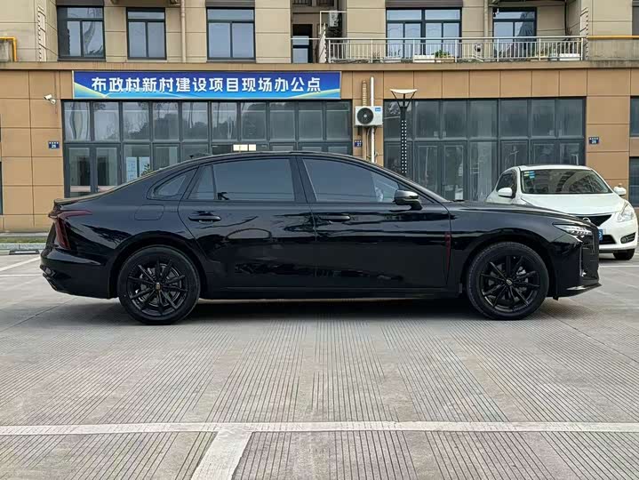 Фото 3 - Hongqi H5
