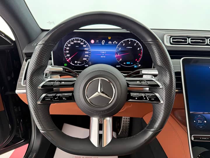 Фото 8 - Mercedes-Benz S-Class