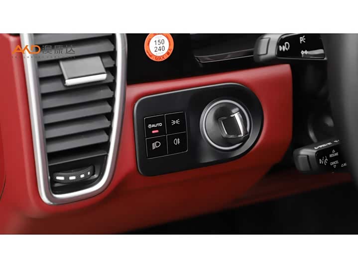 Фото 10 - Porsche Cayenne