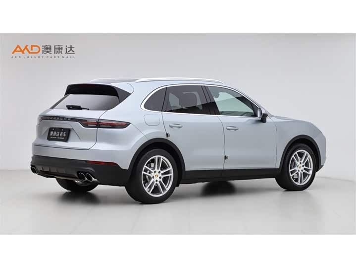 Фото 3 - Porsche Cayenne