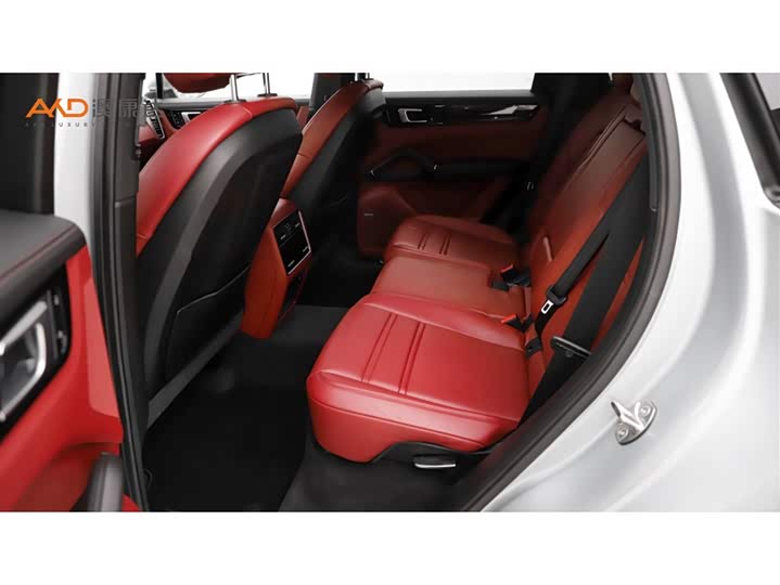 Фото 7 - Porsche Cayenne