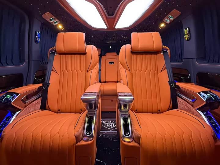 Фото 3 - Mercedes-Benz Vito