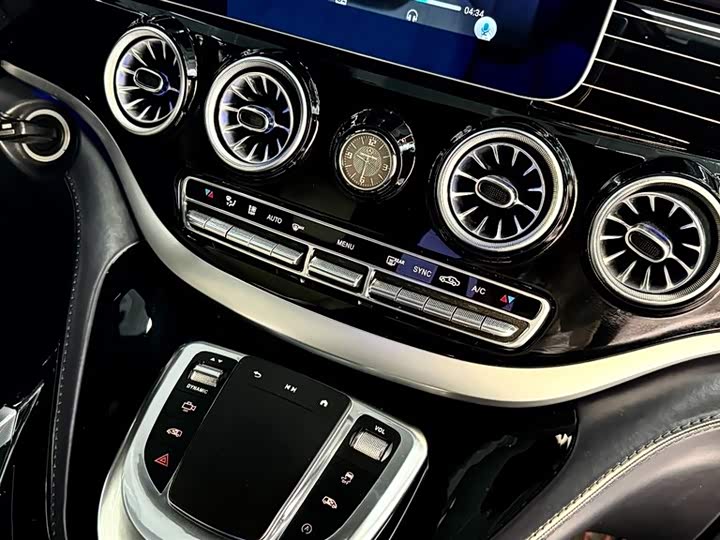 Фото 18 - Mercedes-Benz Vito