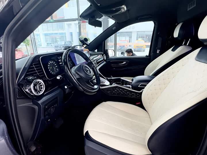 Фото 6 - Mercedes-Benz Vito