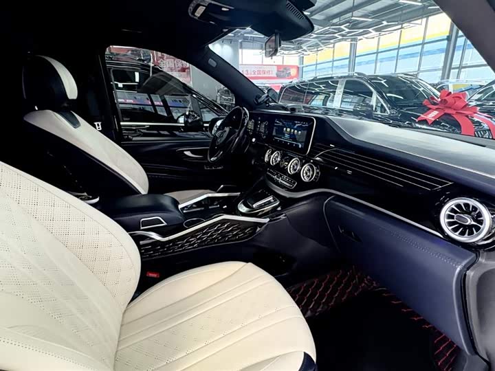 Фото 7 - Mercedes-Benz Vito