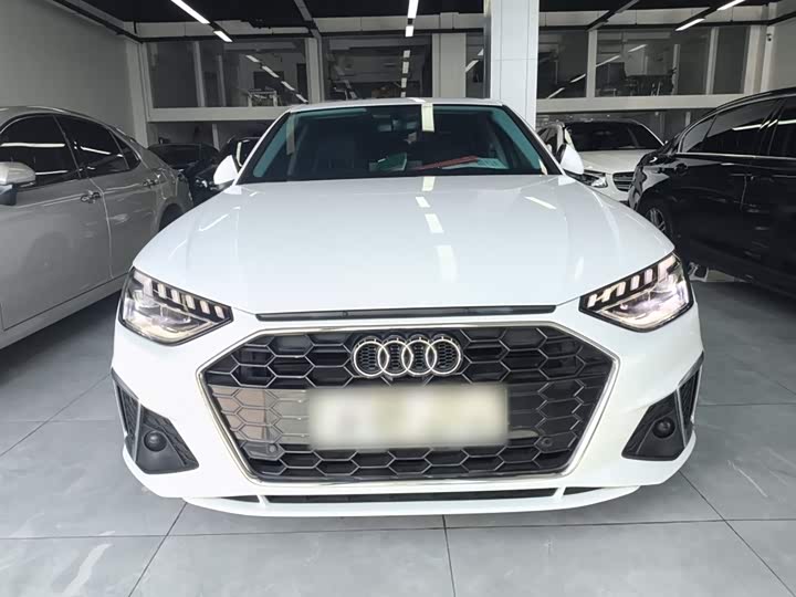 Фото 3 - Audi A4L