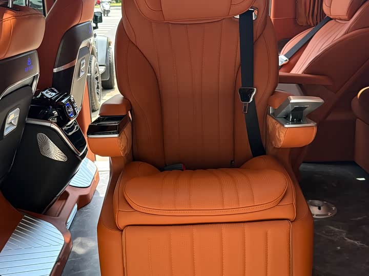 Фото 10 - Mercedes-Benz Vito