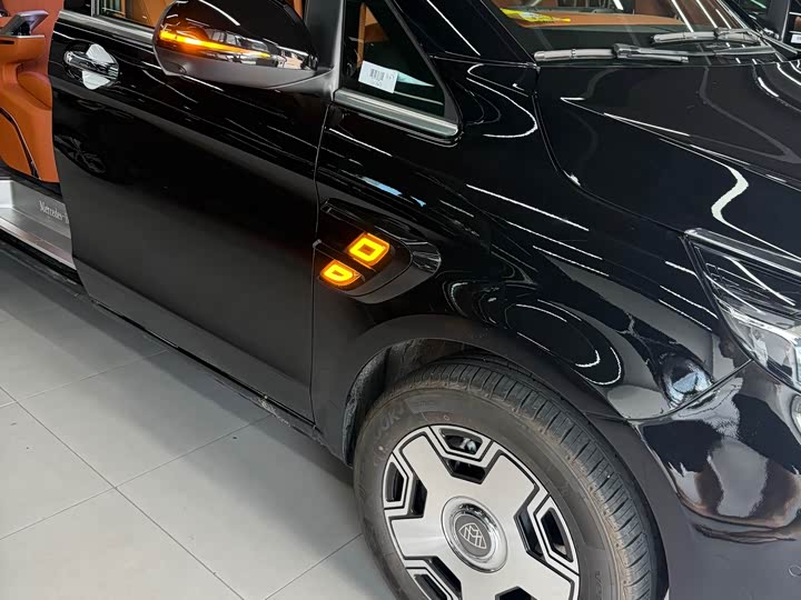 Фото 17 - Mercedes-Benz Vito