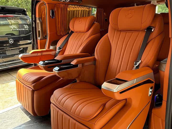 Фото 9 - Mercedes-Benz Vito