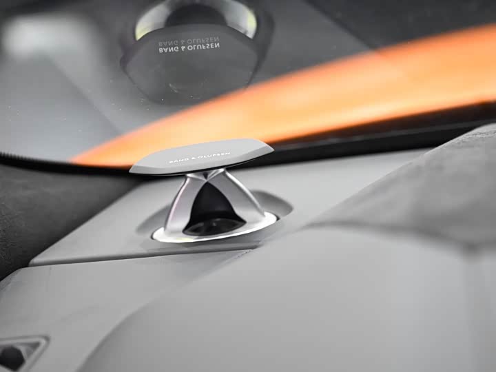 Фото 14 - Lamborghini Urus