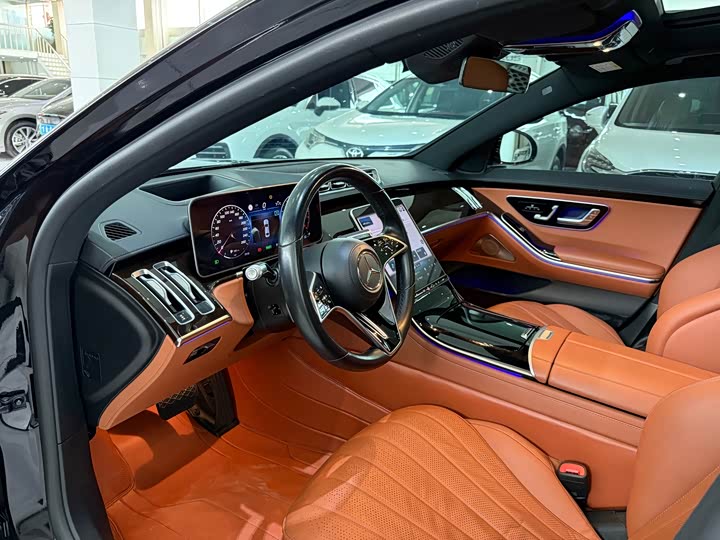 Фото 6 - Mercedes-Benz S-Class