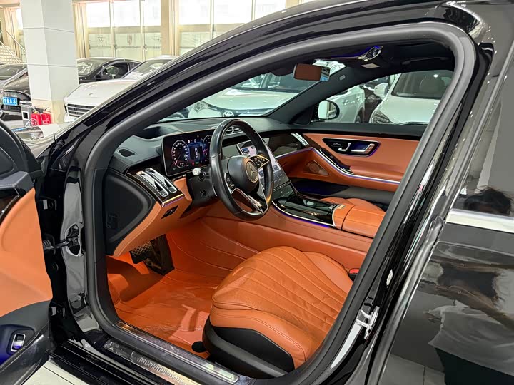 Фото 7 - Mercedes-Benz S-Class