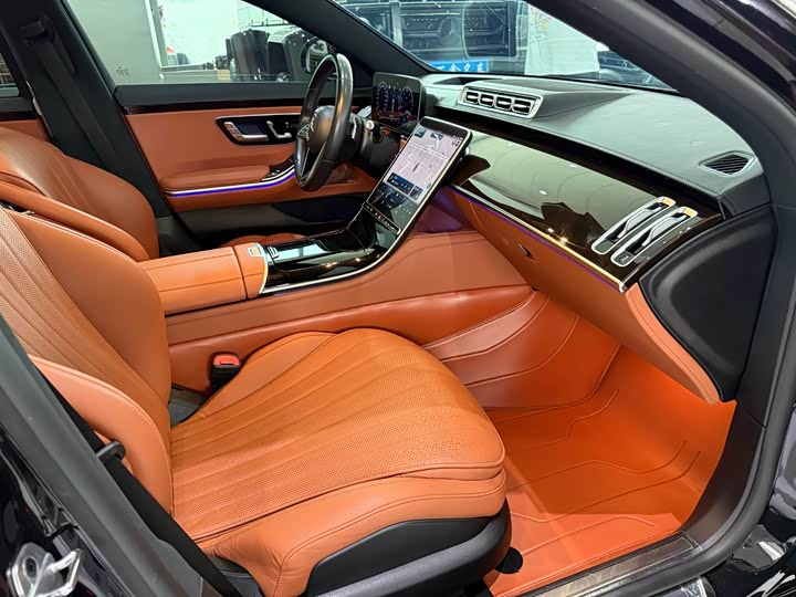 Фото 9 - Mercedes-Benz S-Class