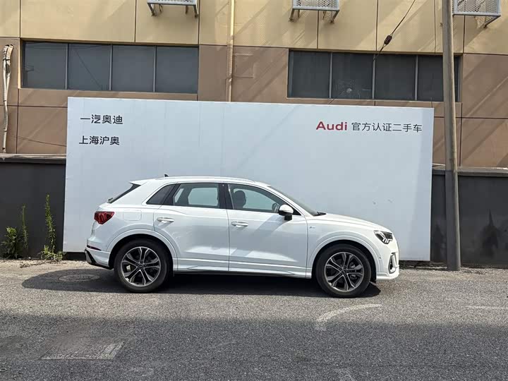 Фото 5 - Audi Q3