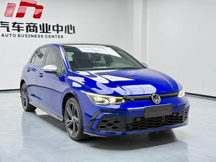 Фото 3 - Volkswagen Golf