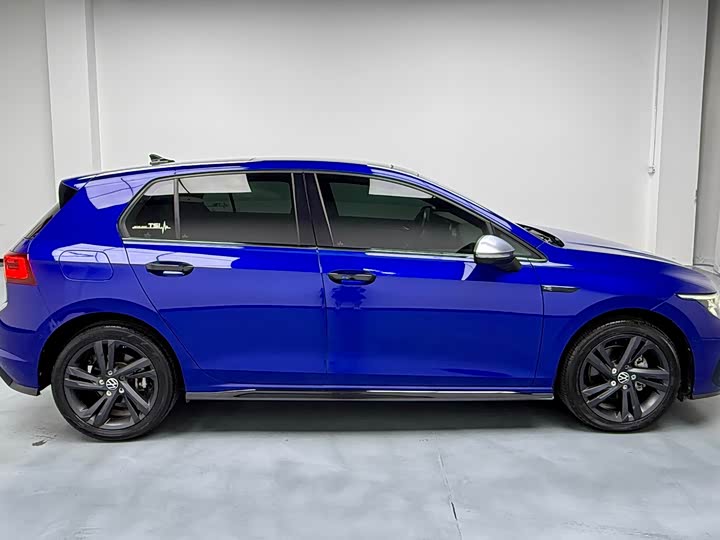 Фото 4 - Volkswagen Golf