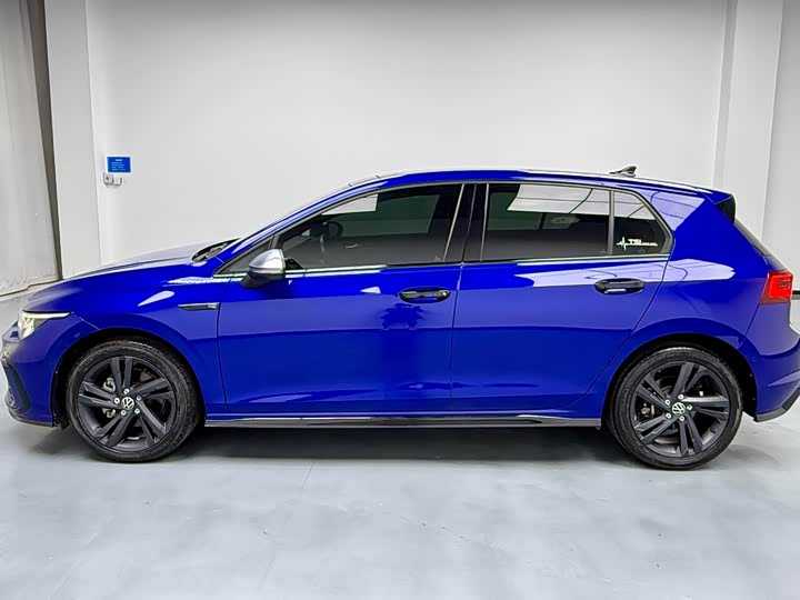 Фото 5 - Volkswagen Golf