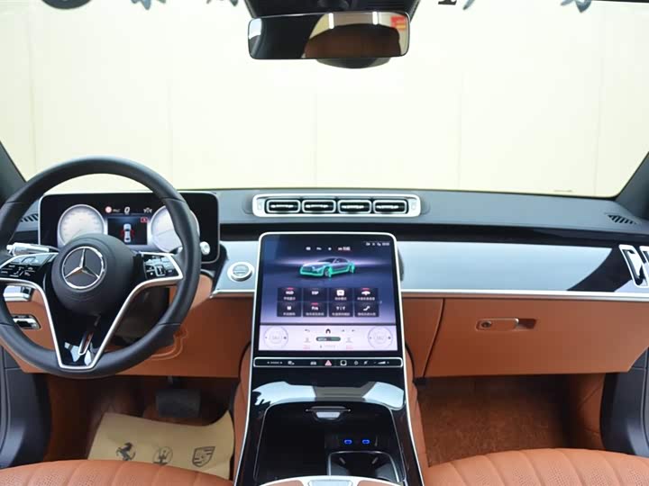 Фото 11 - Mercedes-Benz S-Class