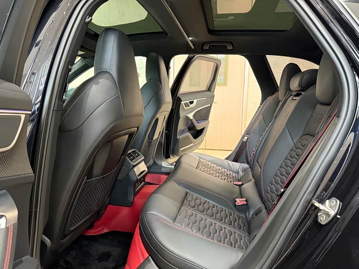 Фото 13 - Audi RS 6