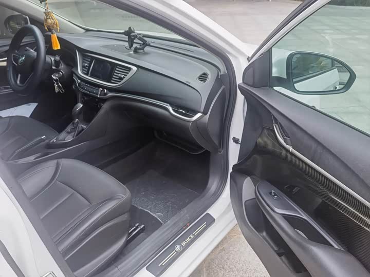 Фото 11 - Buick Excelle GT