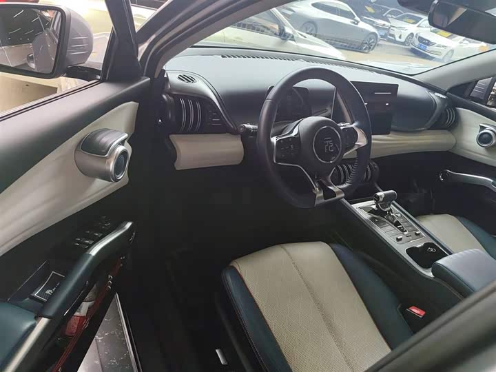 Фото 16 - BYD Yuan Plus