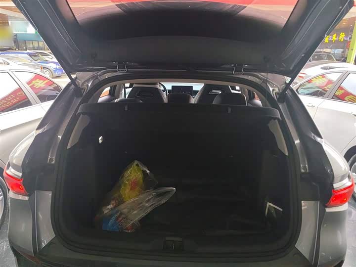 Фото 19 - BYD Yuan Plus