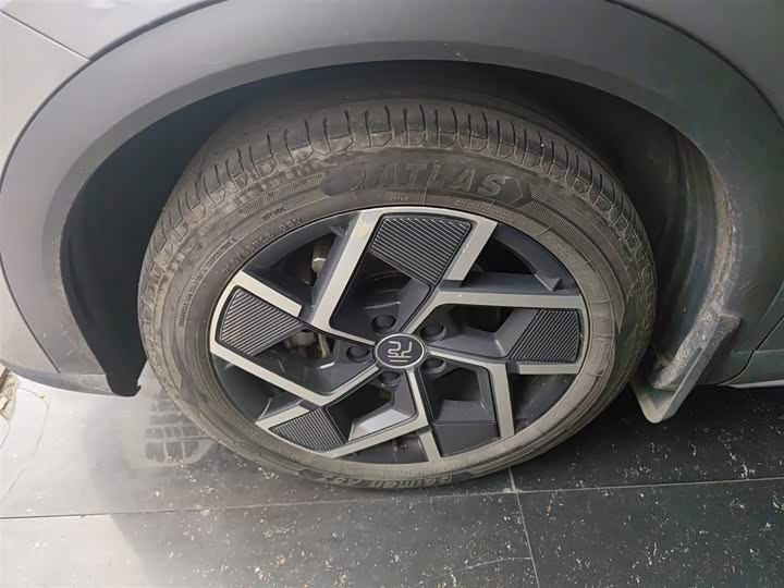 Фото 23 - BYD Yuan Plus