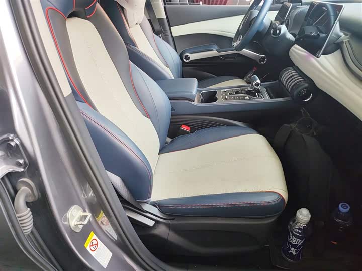 Фото 25 - BYD Yuan Plus