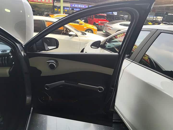 Фото 26 - BYD Yuan Plus