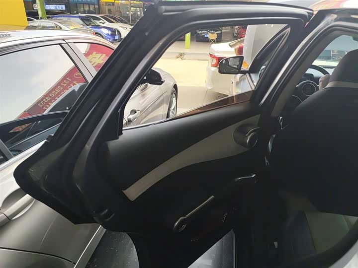 Фото 29 - BYD Yuan Plus