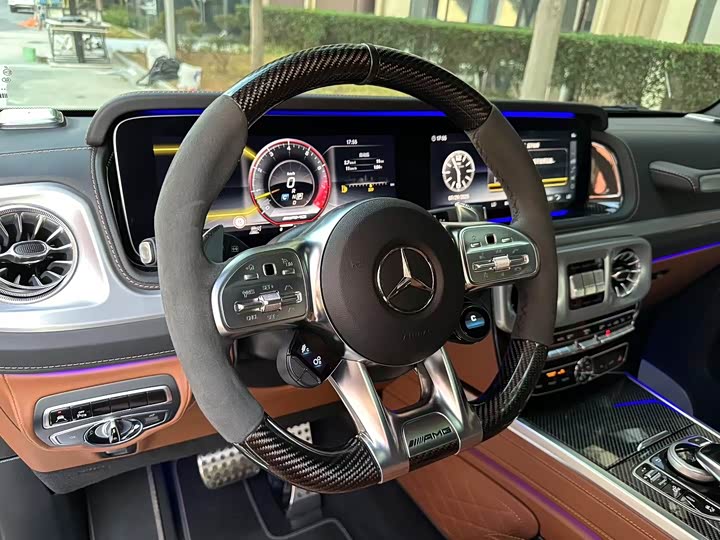 Фото 8 - Mercedes-Benz G-Class AMG