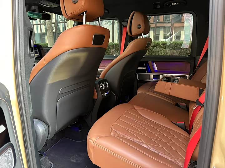 Фото 9 - Mercedes-Benz G-Class AMG