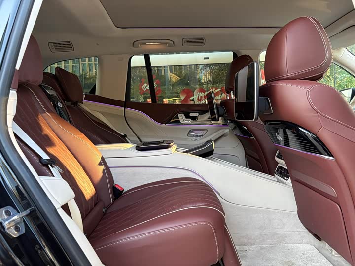 Фото 19 - Mercedes-Benz Maybach GLS