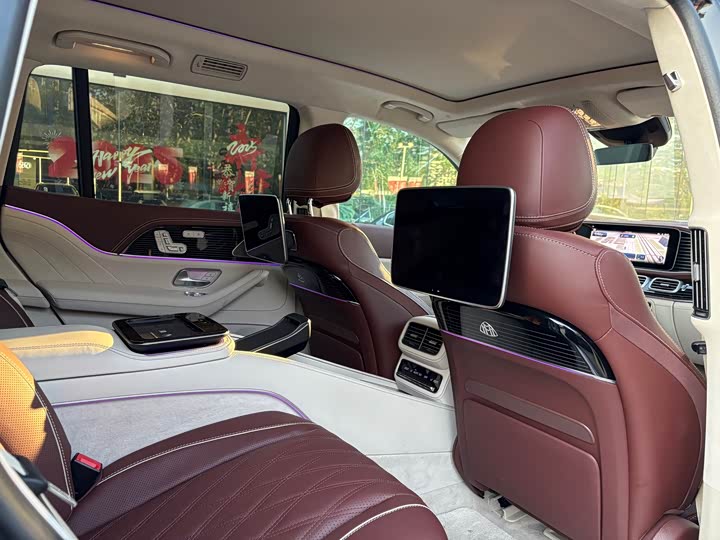 Фото 20 - Mercedes-Benz Maybach GLS