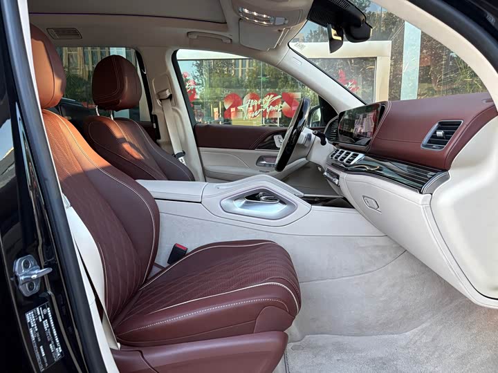 Фото 21 - Mercedes-Benz Maybach GLS