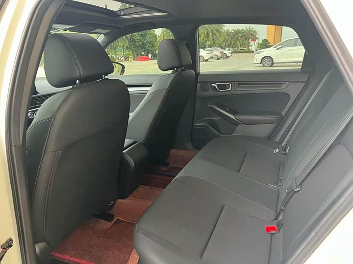 Фото 7 - Honda Civic