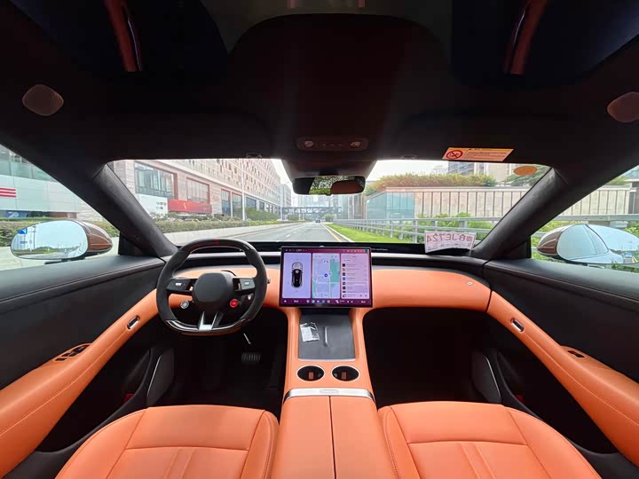 Фото 11 - Xiaomi YU7