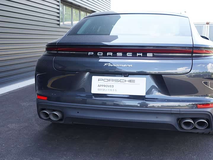 Фото 5 - Porsche Panamera