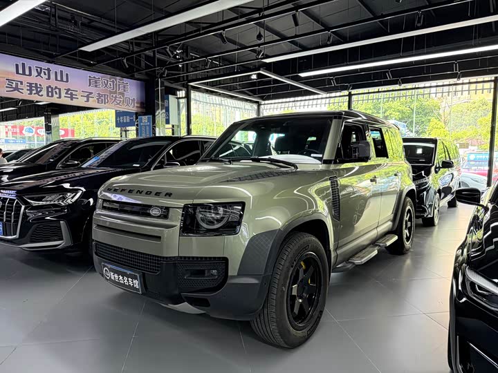 Фото 1 - Land Rover Defender