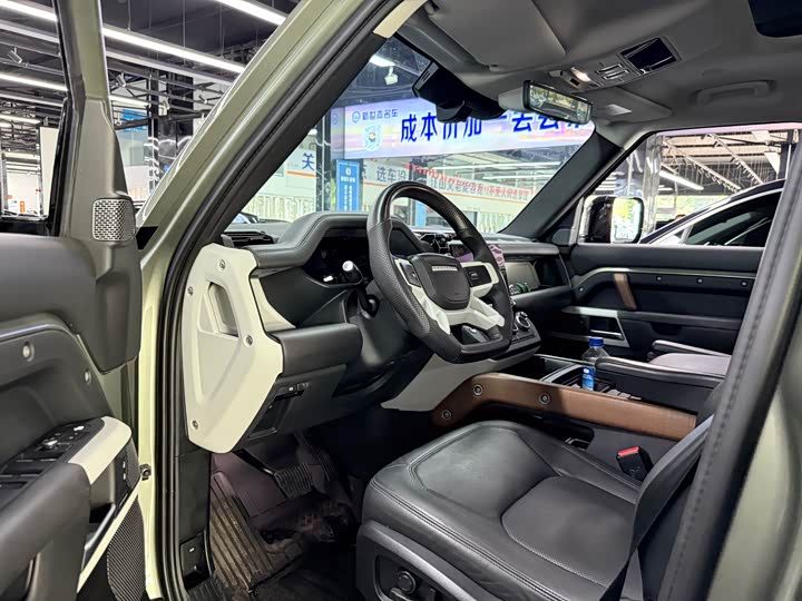 Фото 3 - Land Rover Defender