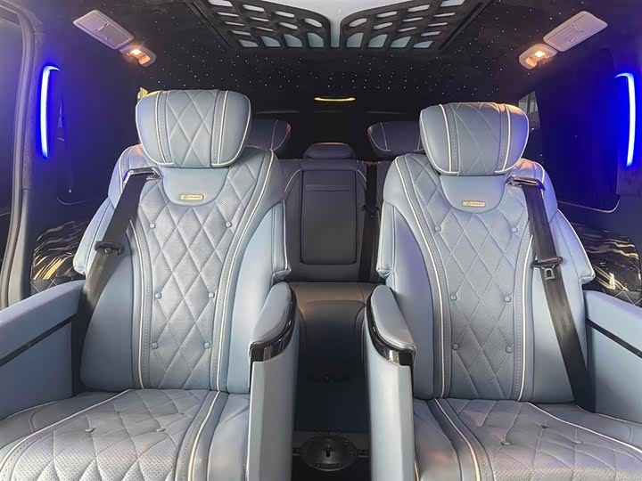 Фото 8 - Mercedes-Benz Vito