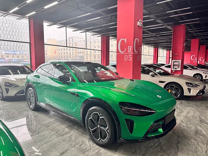 Фото 3 - Xiaomi YU7