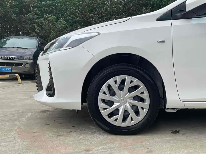 Фото 6 - Toyota Vios