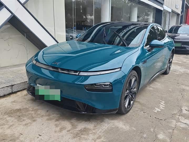 Фото 1 - XPeng P7