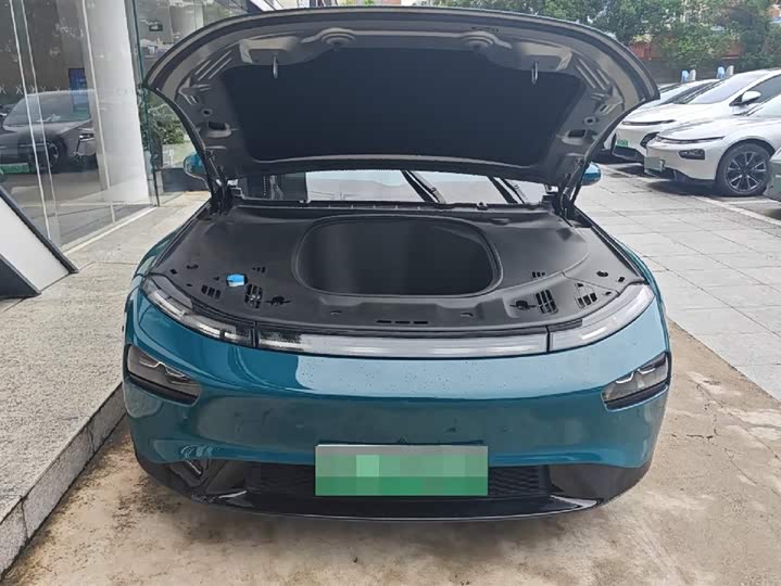 Фото 7 - XPeng P7