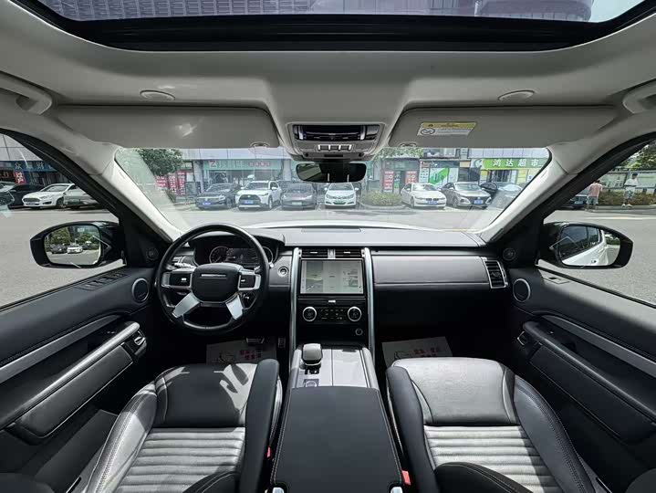 Фото 11 - Land Rover Discovery