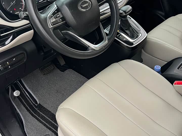 Фото 11 - GAC Trumpchi M6